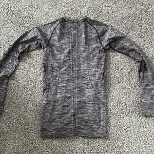 lulu long sleeve
